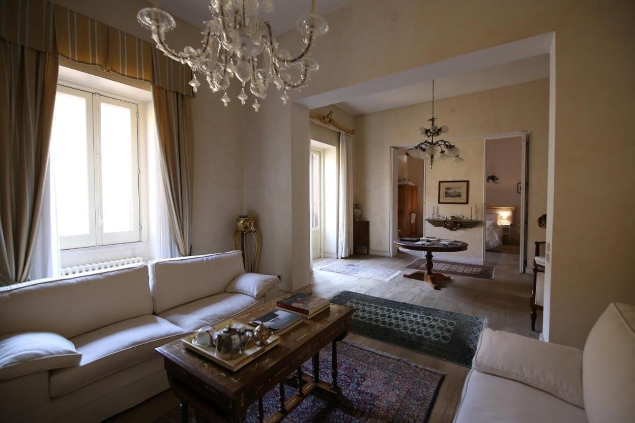 Dependance Royale Bed & Breakfast Caserta Exterior photo