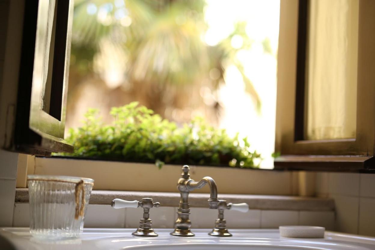 Dependance Royale Bed & Breakfast Caserta Exterior photo